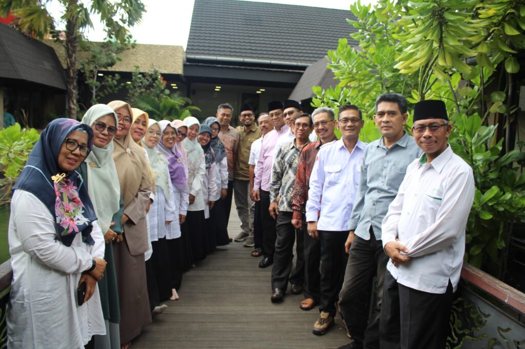 Dok. Foto Bersama Para Dosen Jurusan PAI