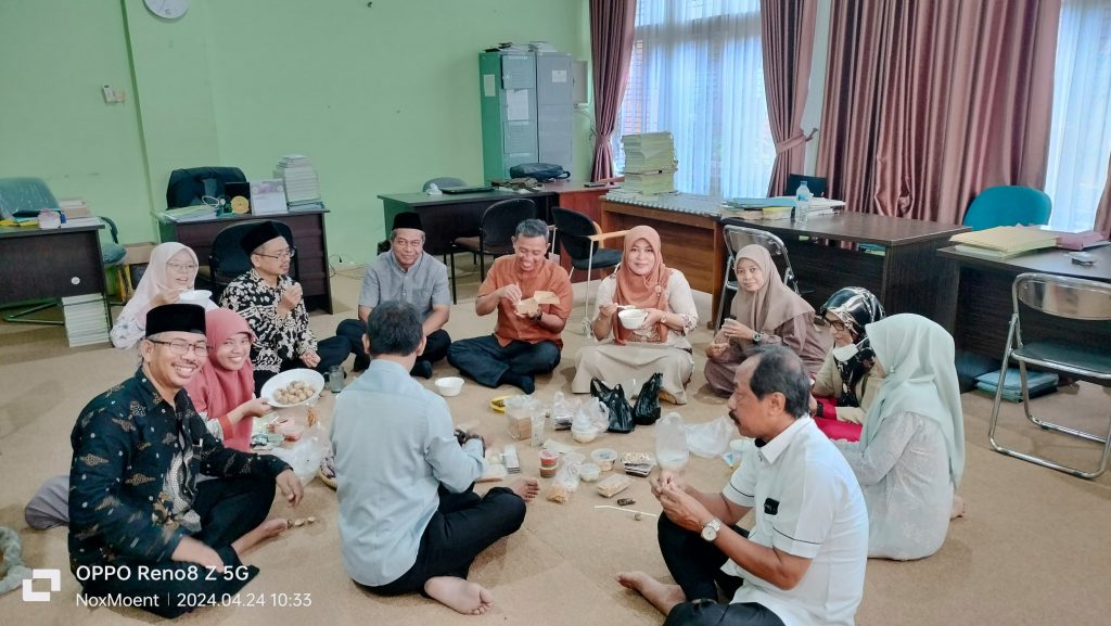 Dok. Kegiatan Halal Bihalal Para Dosen PAI