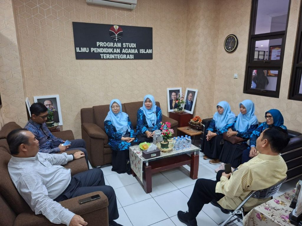 Akselerasi Mutu Global PAI UINSSC Cirebon Gali Strategi Akreditasi ACQUIN di IPAI UPI Bandung