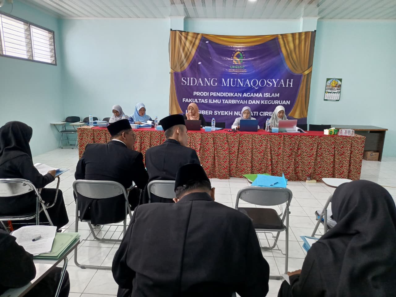 Para Penguji dan Peserta Munaqosyah Gel. 32 Para Penguji dan Peserta Munaqosyah Gel. 32