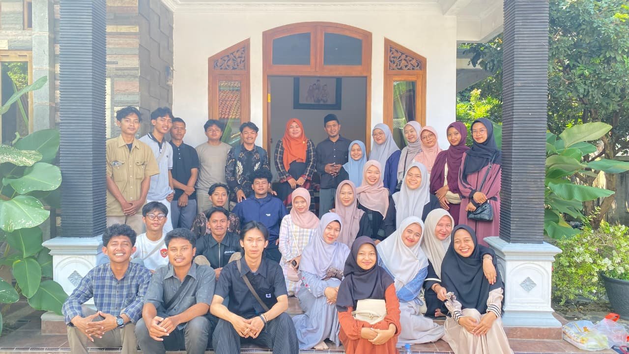 Foto Bersama Mahasiswa PAI Foto Bersama Mahasiswa PAI
